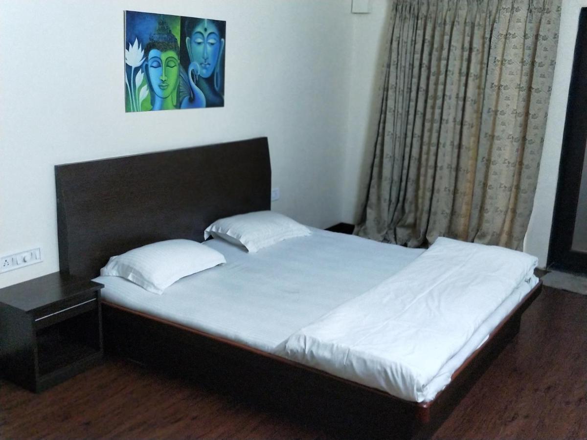 Apple Tree Apartments Koregaon Park Pune Exterior foto