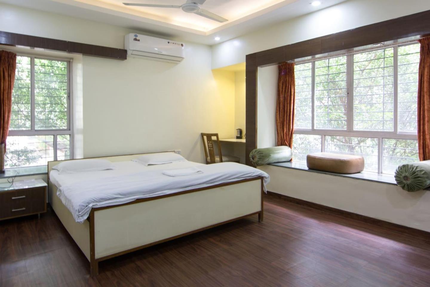Apple Tree Apartments Koregaon Park Pune Exterior foto